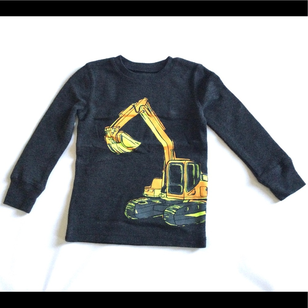 NWOT Boys Size 4 Graphic Long Sleeve T-shirt